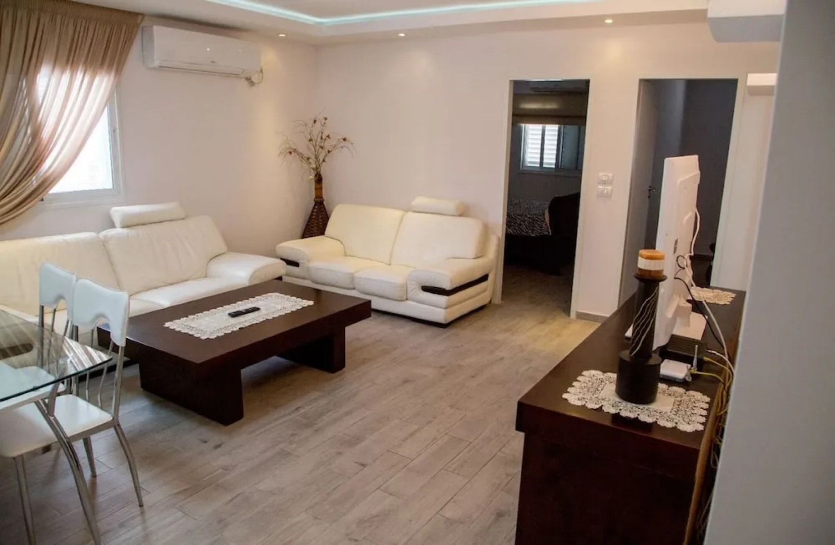 The Seasons Beach Apartment 2