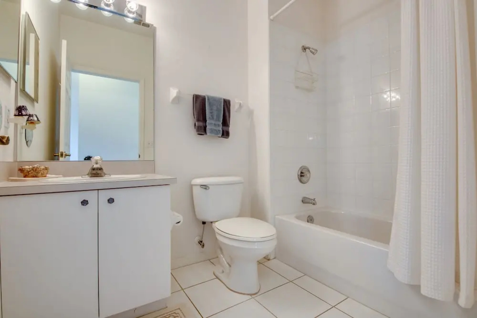 Condo Daffodil - Roelens Vacations