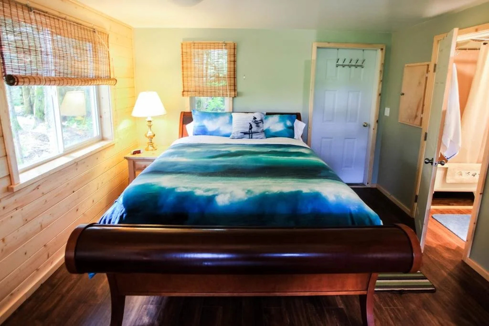 Bella Coola Grizzly Tours Cabins