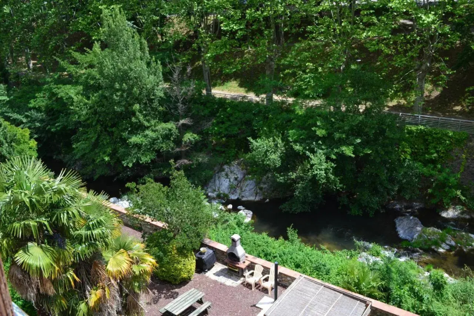 Studio a 100 Metres Des Thermes Vue Sur Montagne.