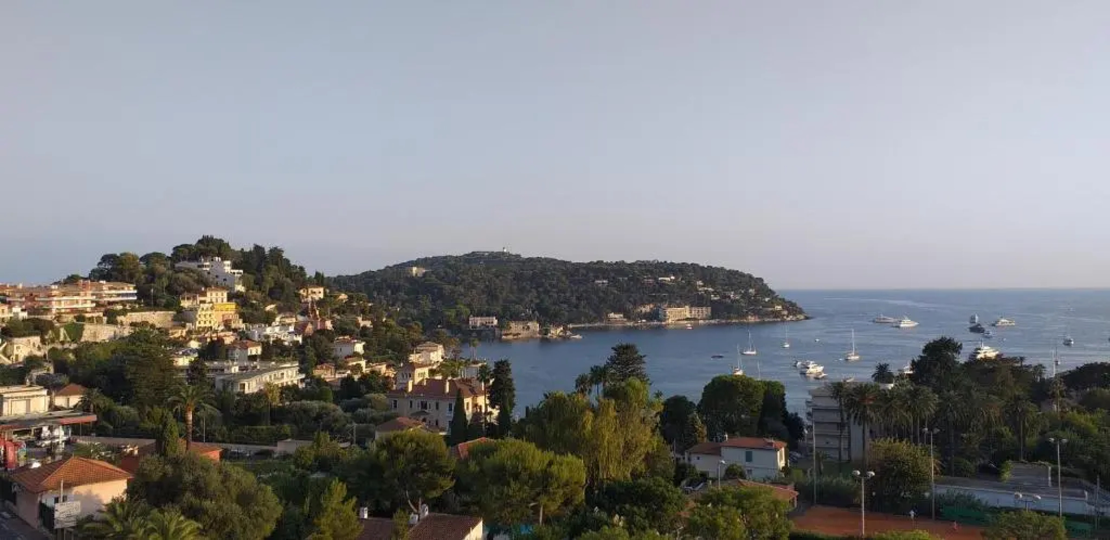 Vue mer exceptionnelle entre Nice et Monaco