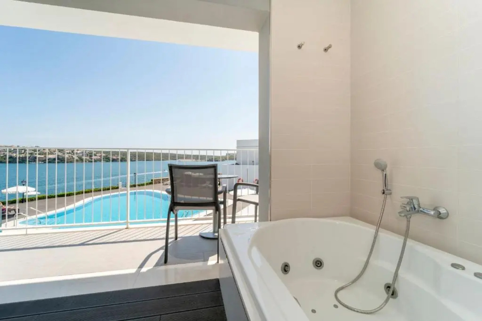 ARTIEM Carlos - Adults Only Hotel