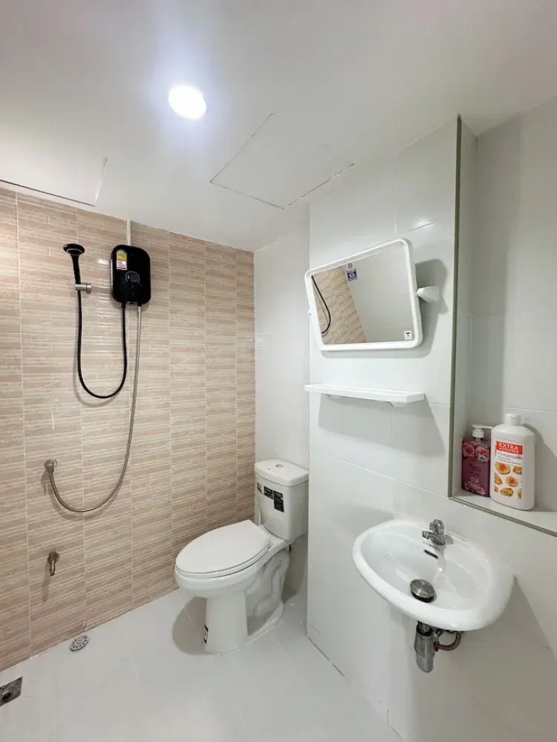 At Samutsakorn Suansom