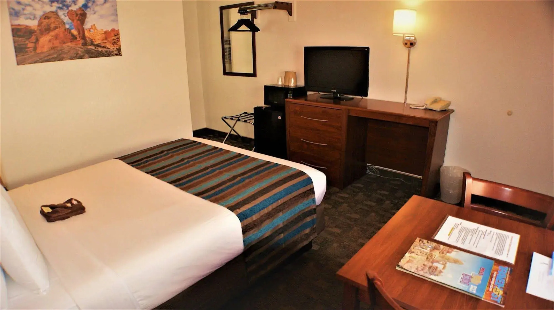 Adventure Inn & Motel