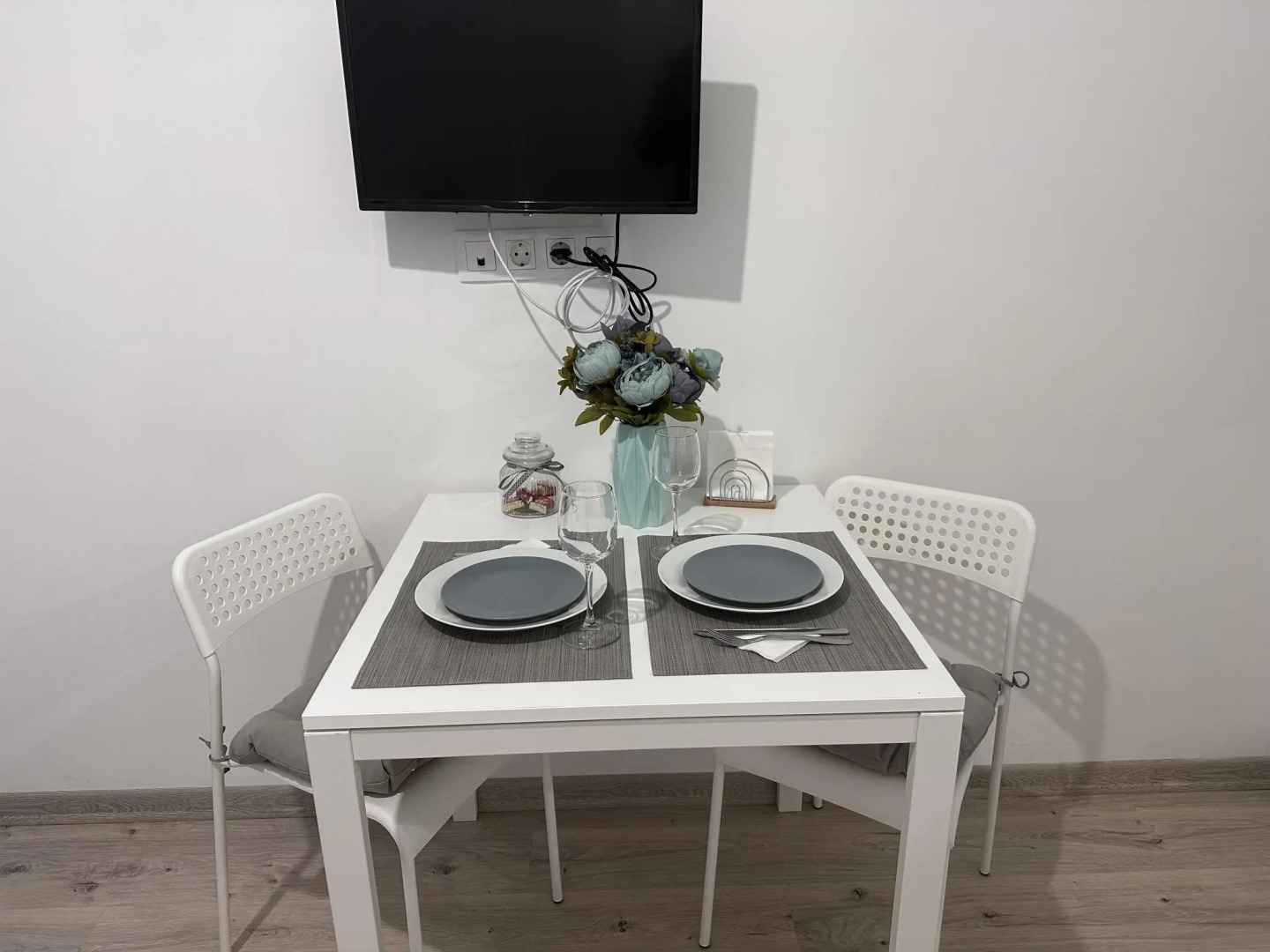 Сеть гостевых квартир на улице Ситникова 6