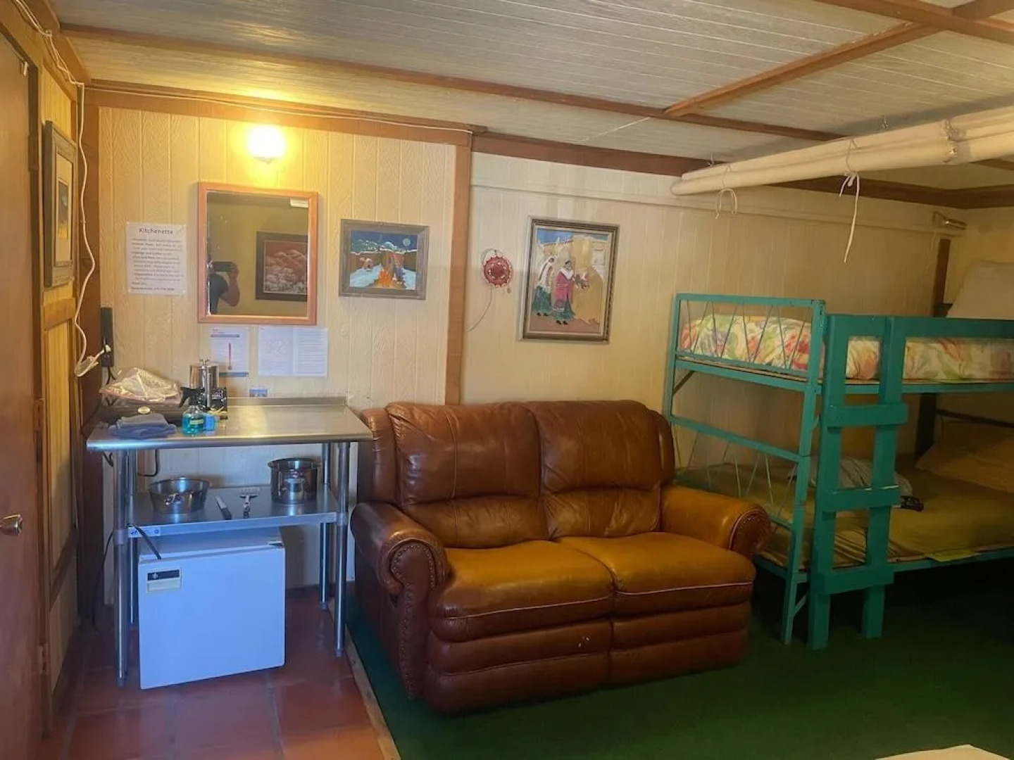 SnowMansion Taos Adventure Lodge