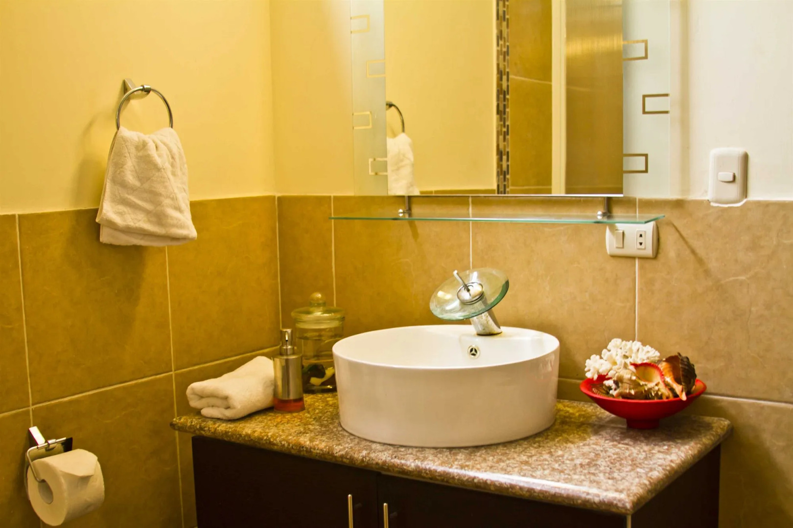 ME Hotel in Montañita Estates