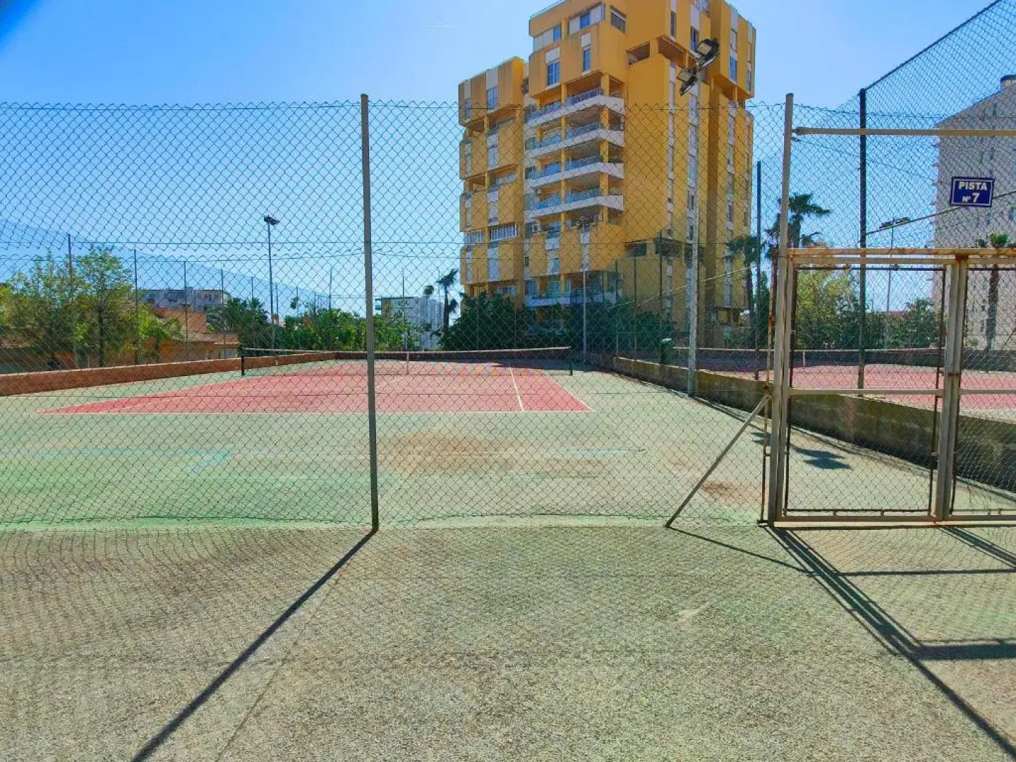 Global Properties, Apartamento con piscina en Residencial Brezo