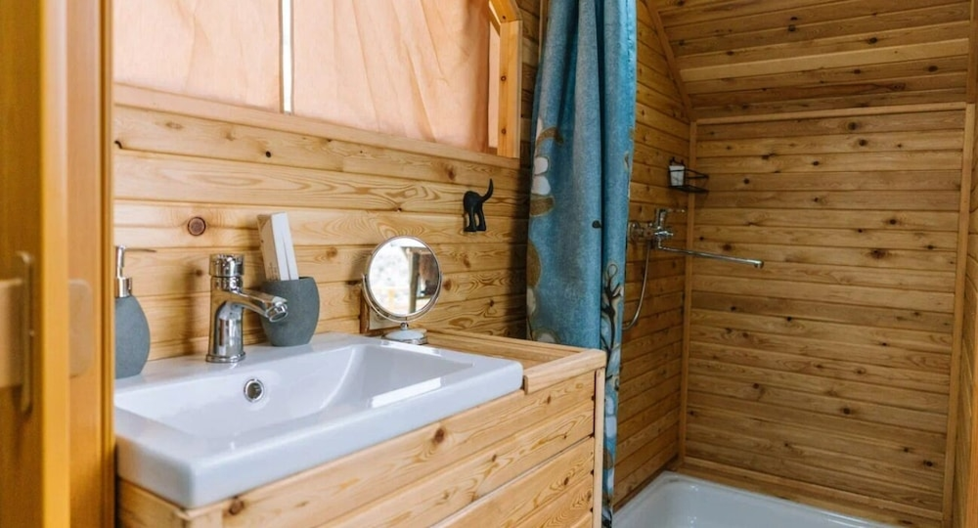 Гора Глэмпинг