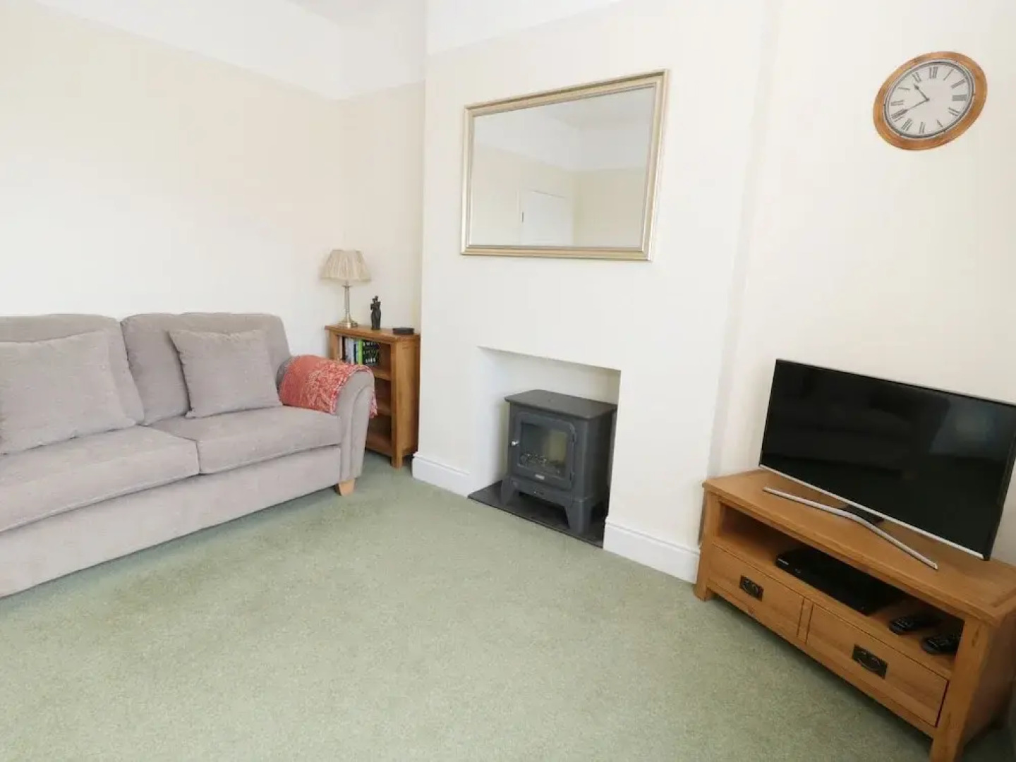 1 Tyn Y Coed Cottages