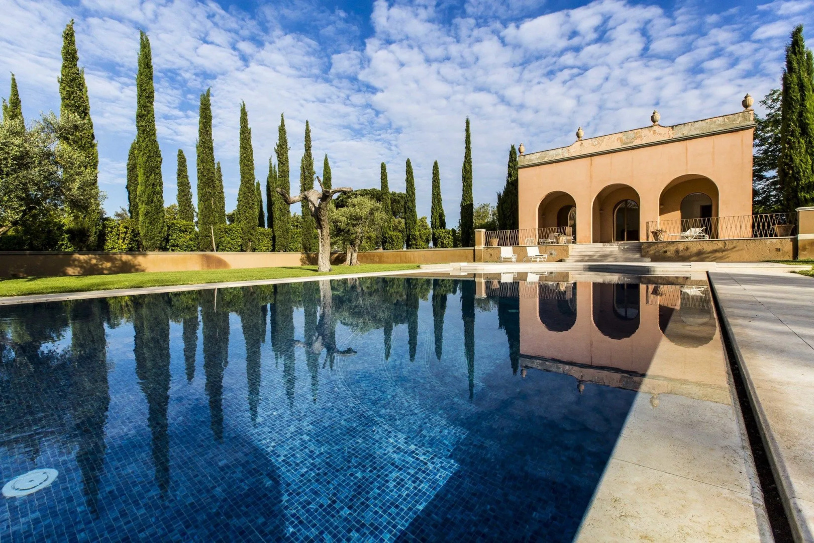 Villa Loggio Winery and Boutique Hotel