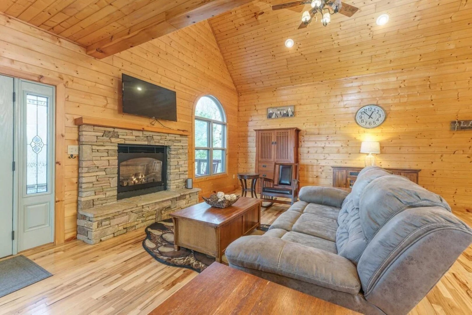 Peacewood : Hot tub, Lake Views, Private