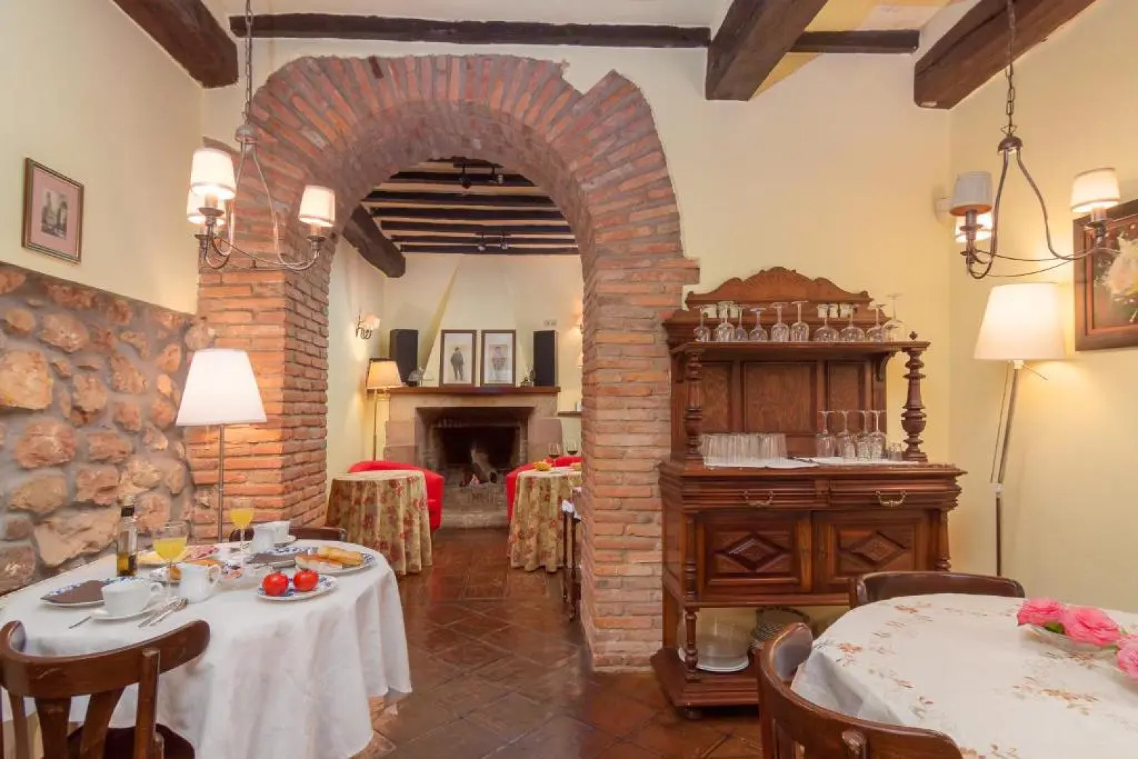 Casona De La Salceda