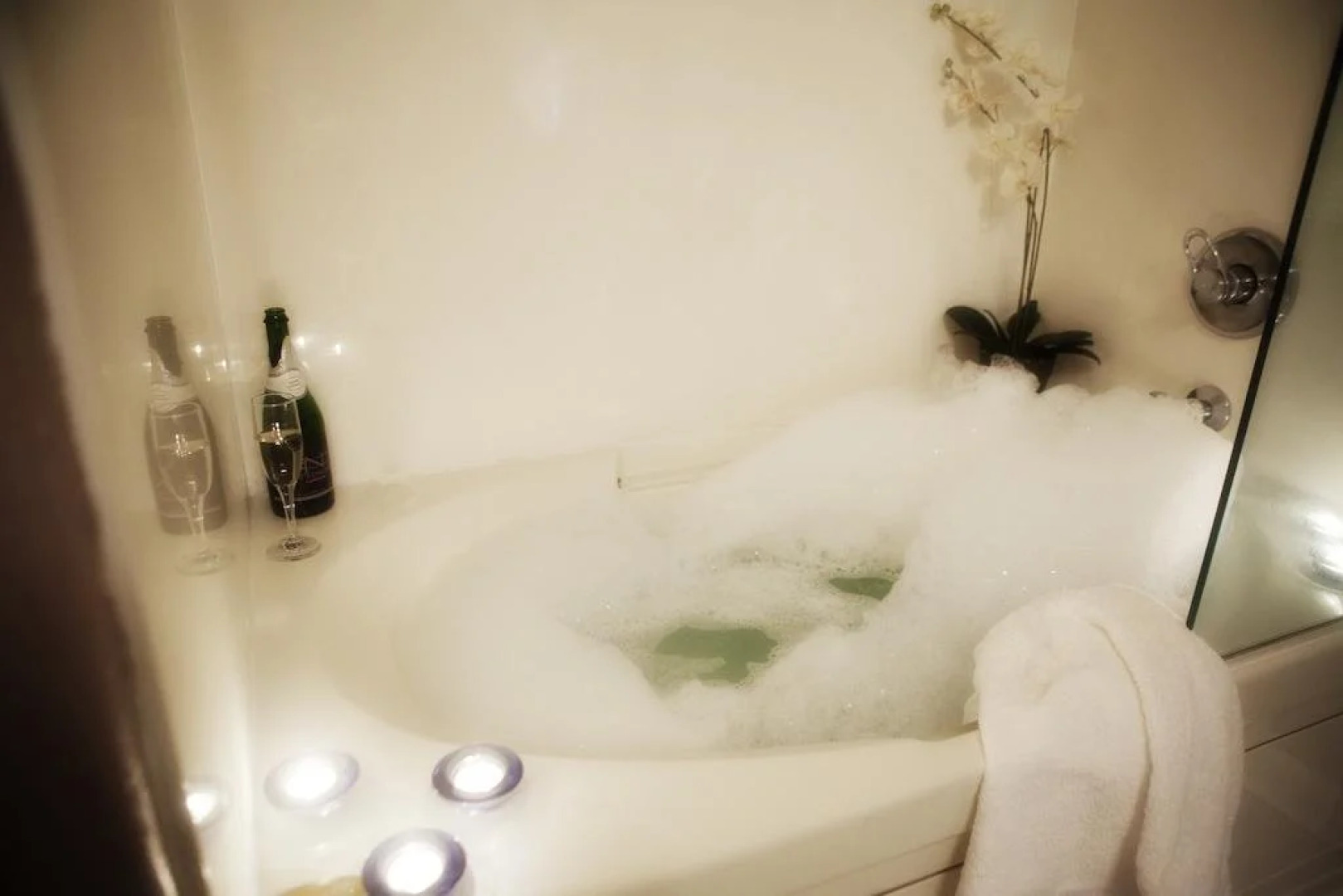 The Purple Orchid Wine Country Resort & Spa