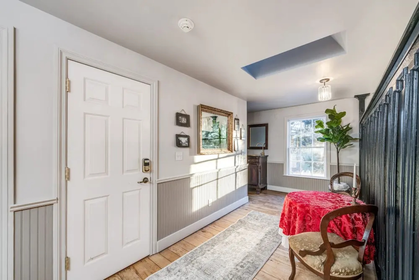 The Dutch Flat Hotel