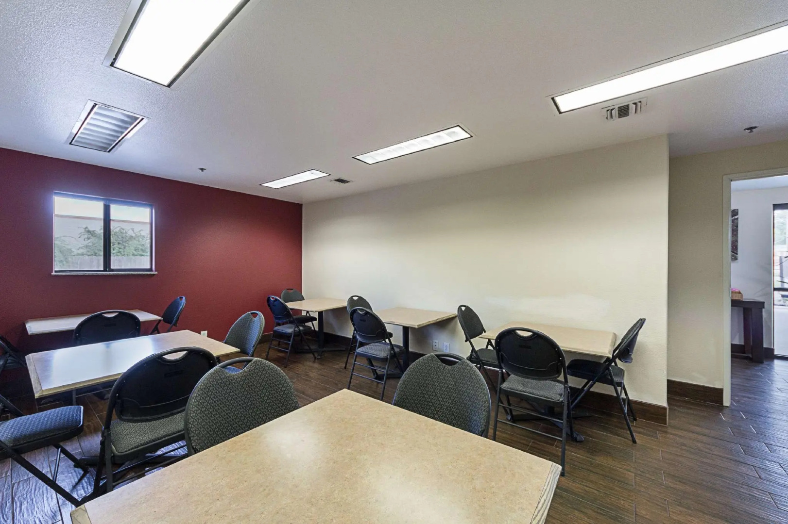 Super 8 by Wyndham New Braunfels I-35