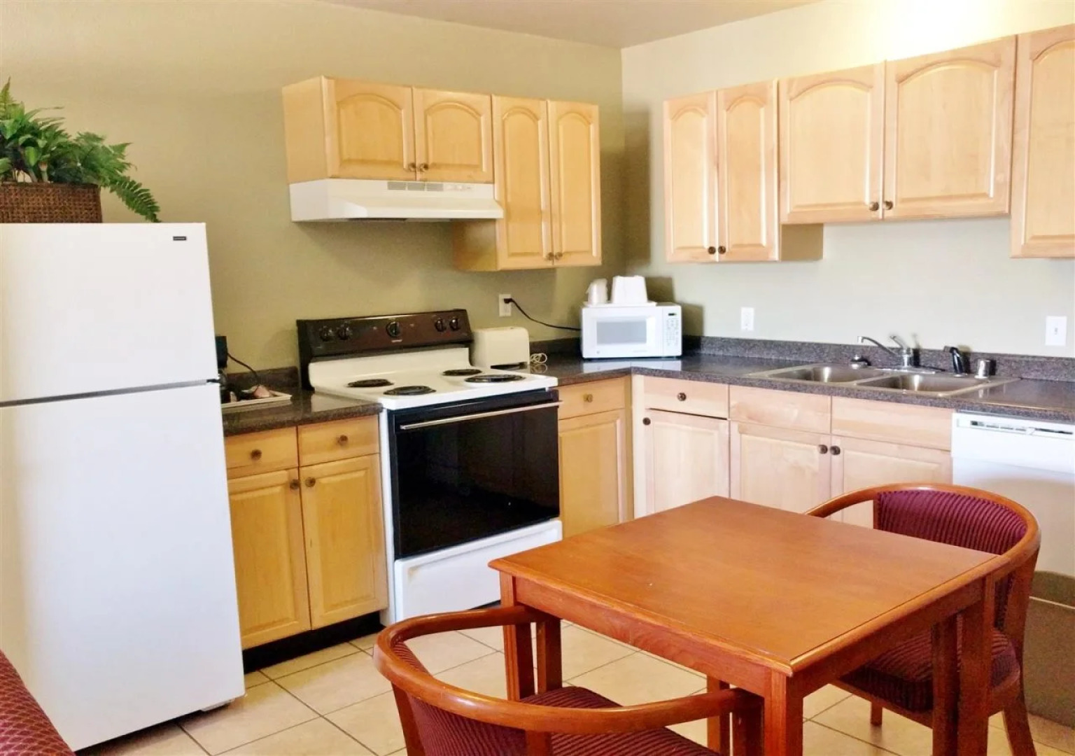 Americas Best Value Inn and Suites