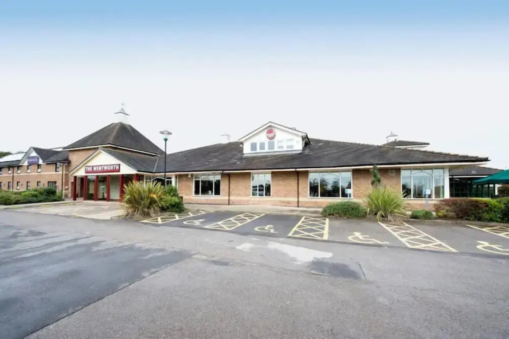Premier Inn Sheffield/Barnsley - M1 Jct36