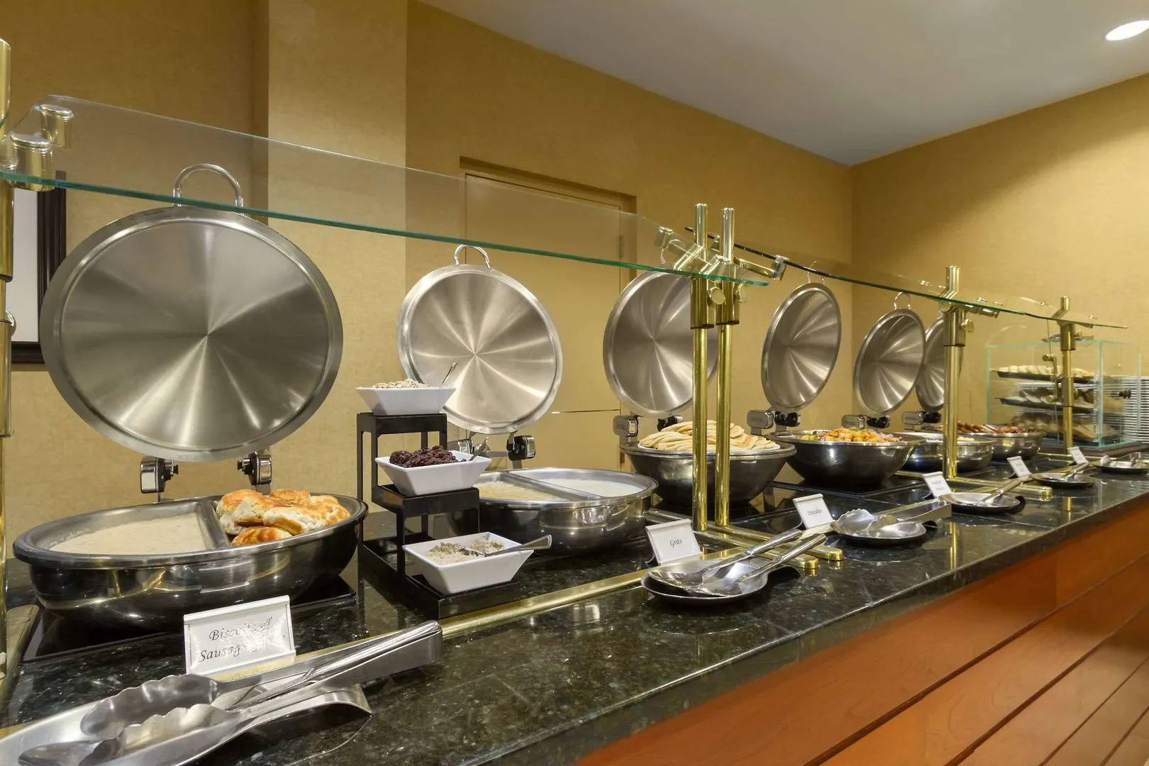 Embassy Suites Hotel Winston-Salem