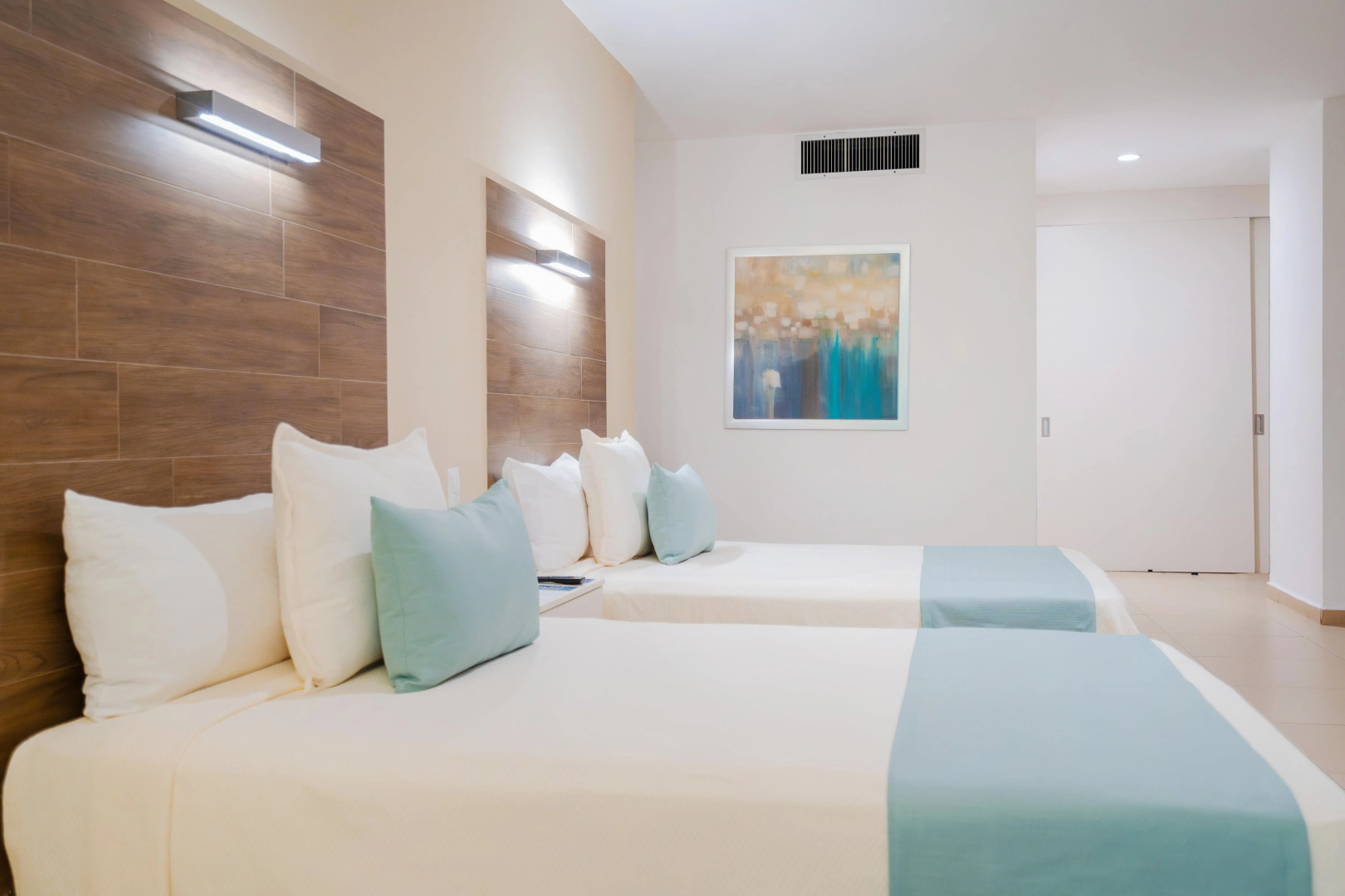 Pacific Palace Beach Tower Hotel