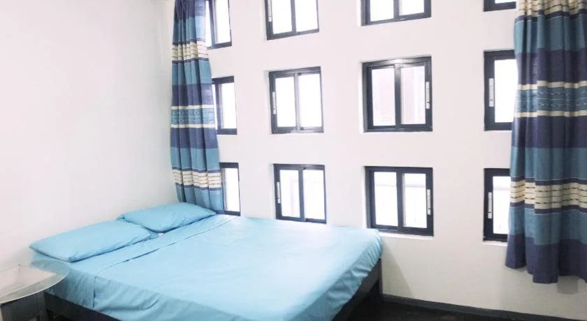 Hostal Azul y Blanco