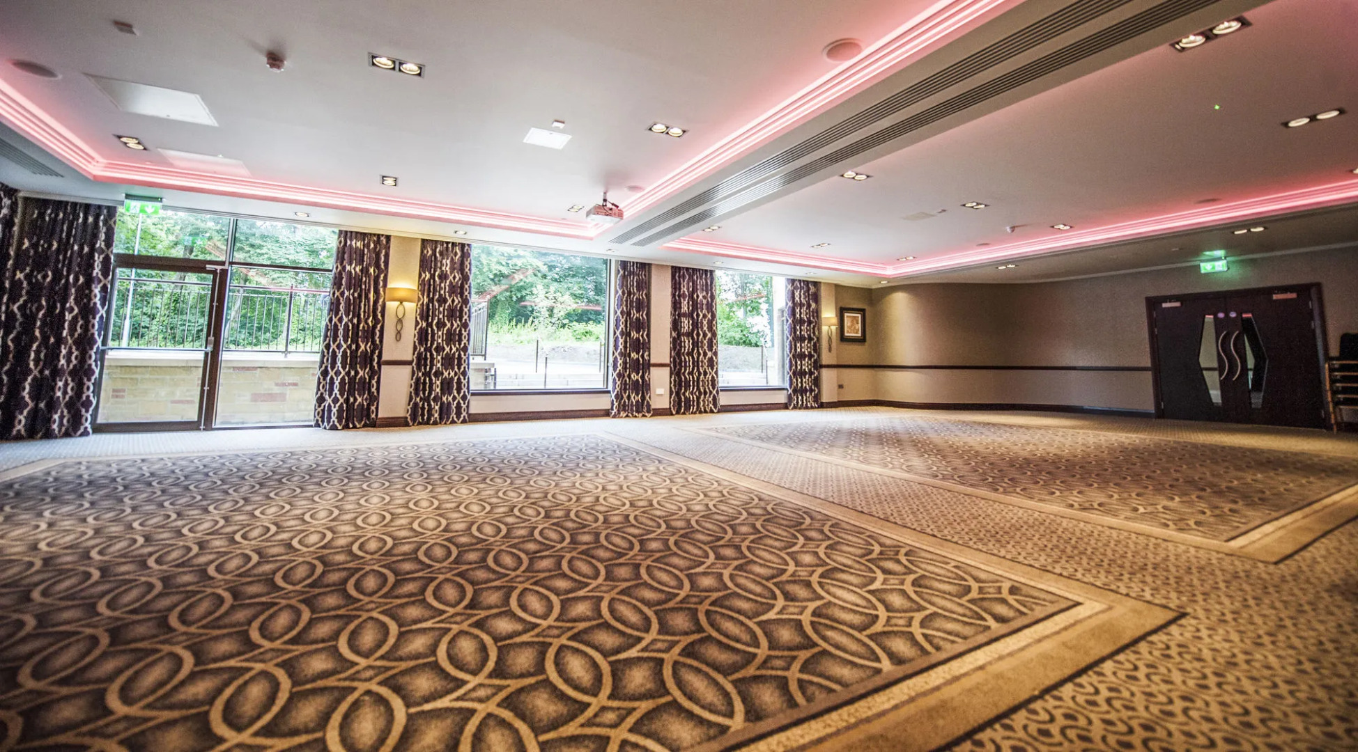 Parklands Hotel & Country Club