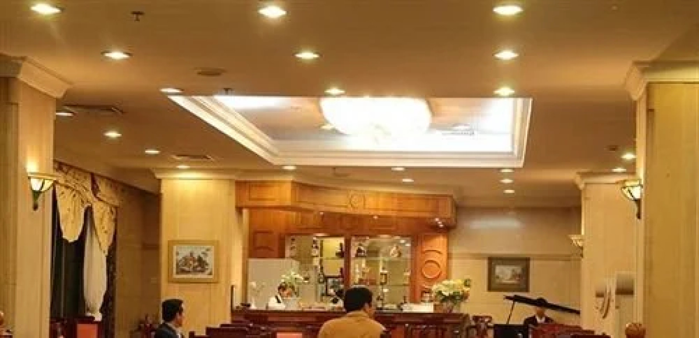 Lintong Grand Hotel - Lingcang
