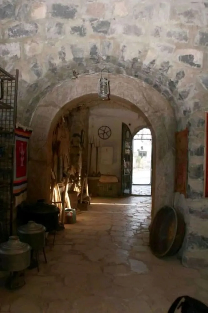 Trajan Guest House - Hostel