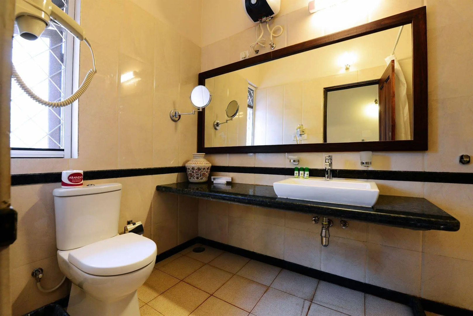 The Tamarind Hotel Anjuna, Goa