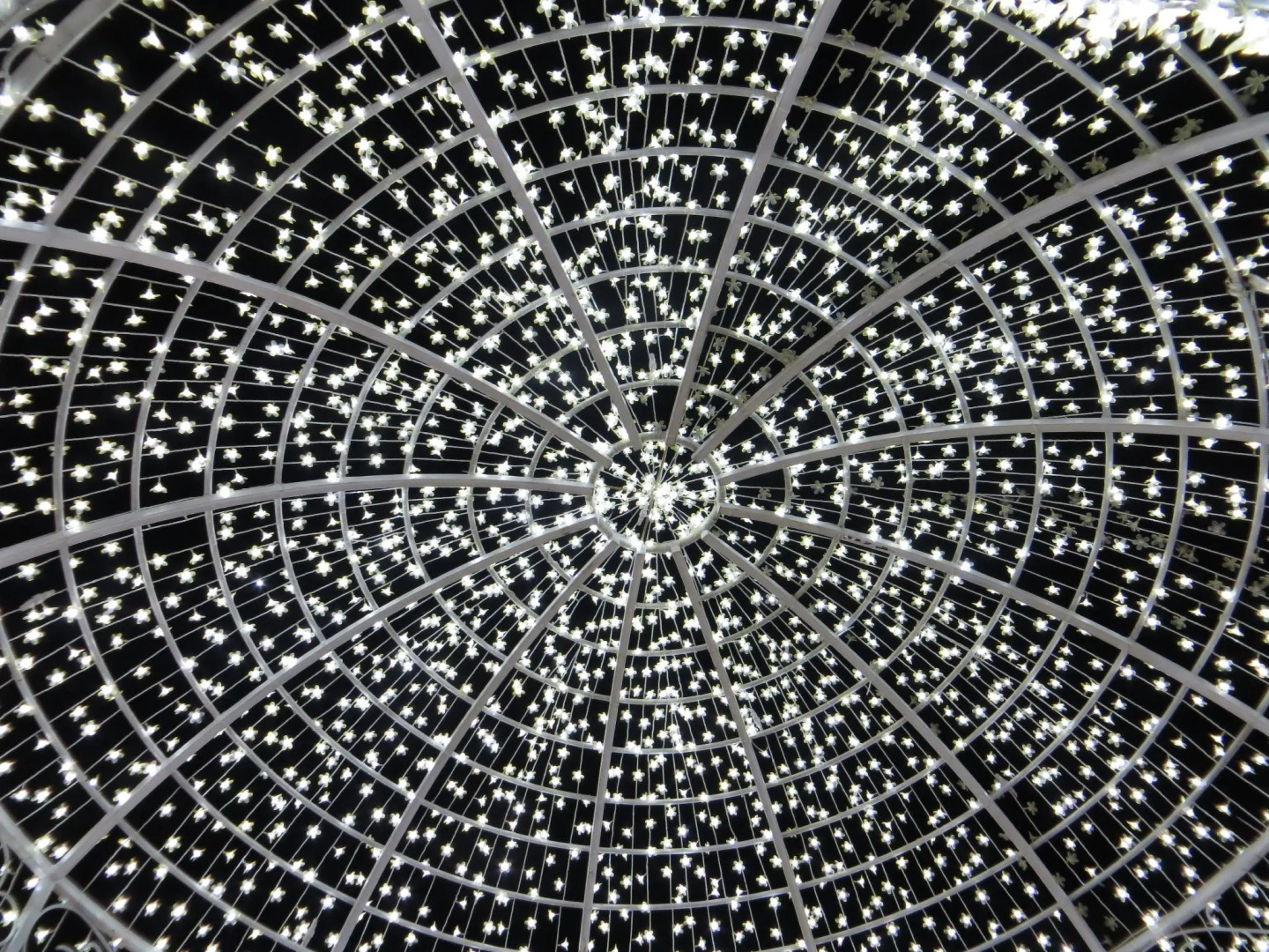 JHL Solitaire Gading Serpong