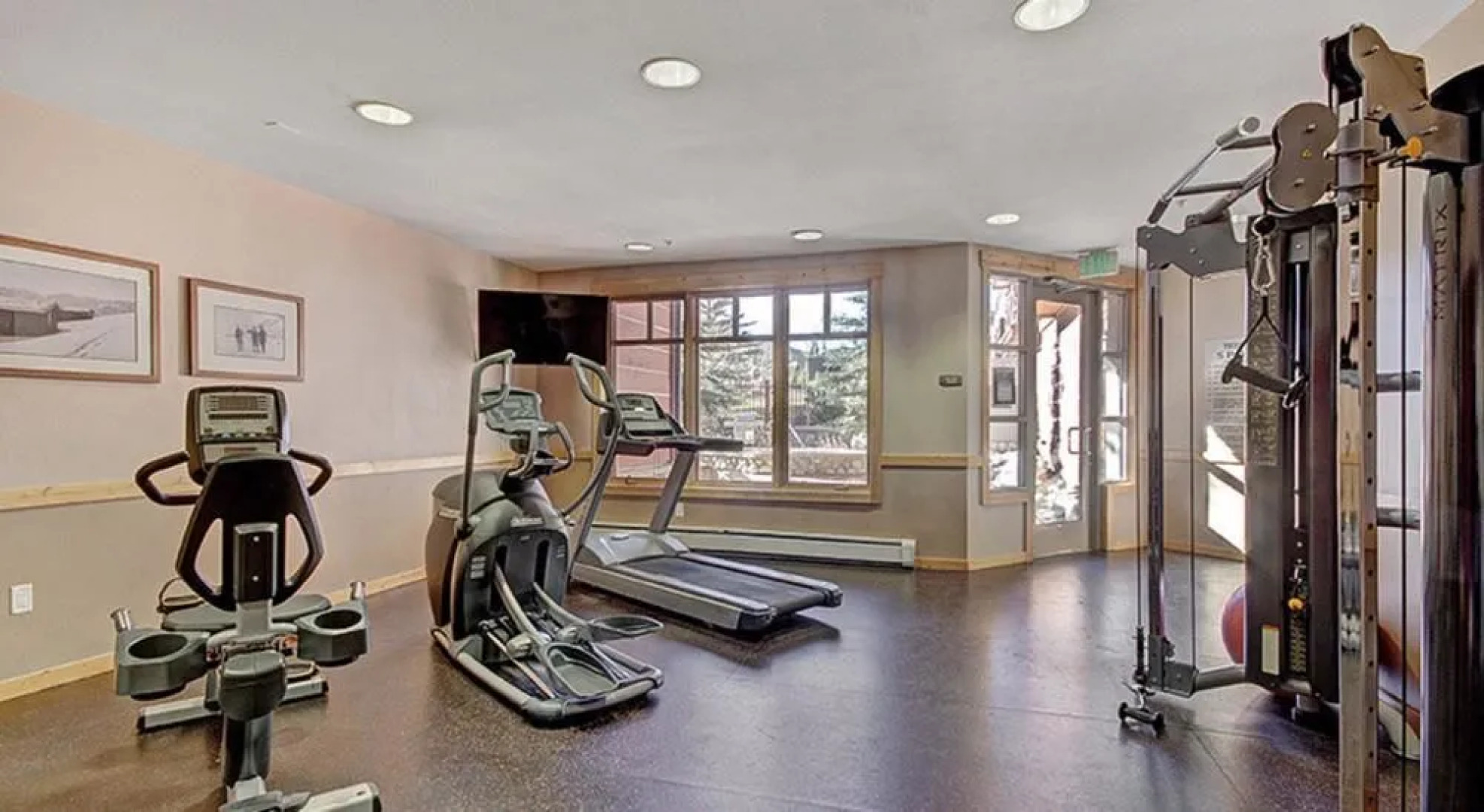 Tucker Mountain at Center Village by Copper Mountain Lodging