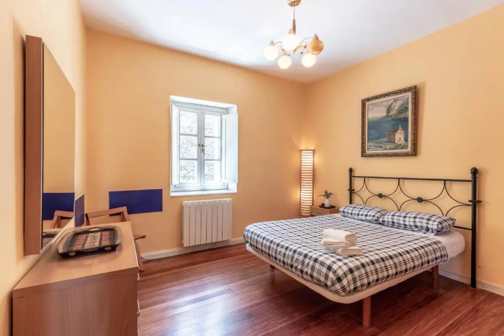 Antigua casa de escritor junto a la playa