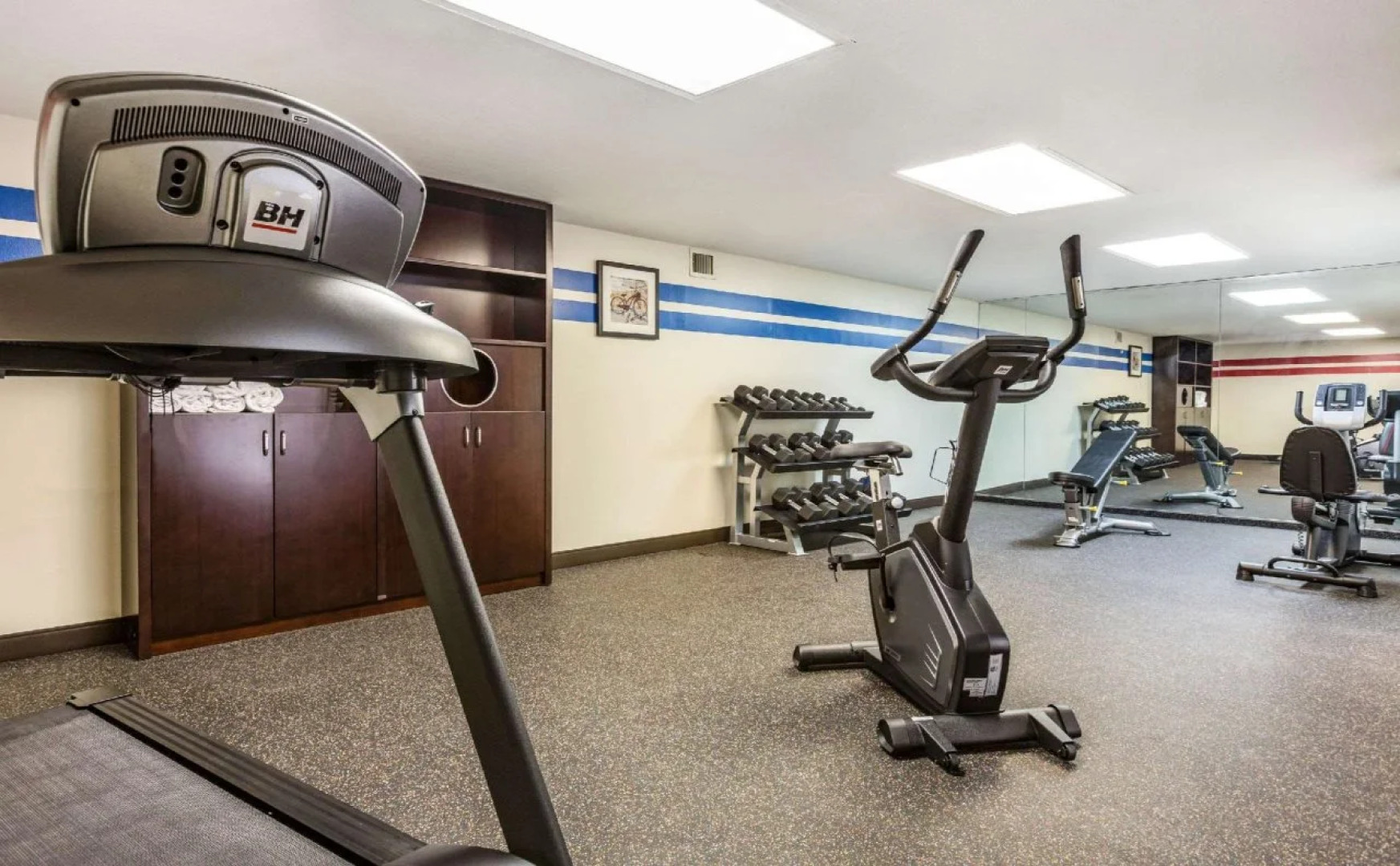 Comfort Inn & Suites Irvine Spectrum