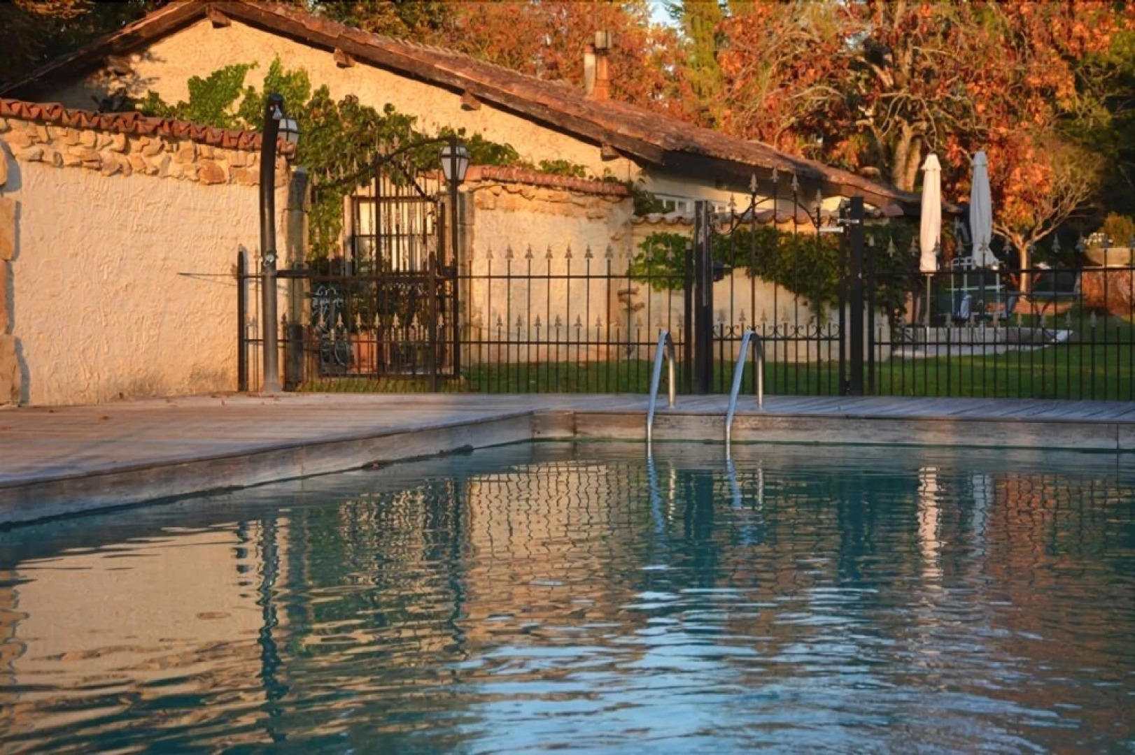 Wonderful location for weddings and parties by French château