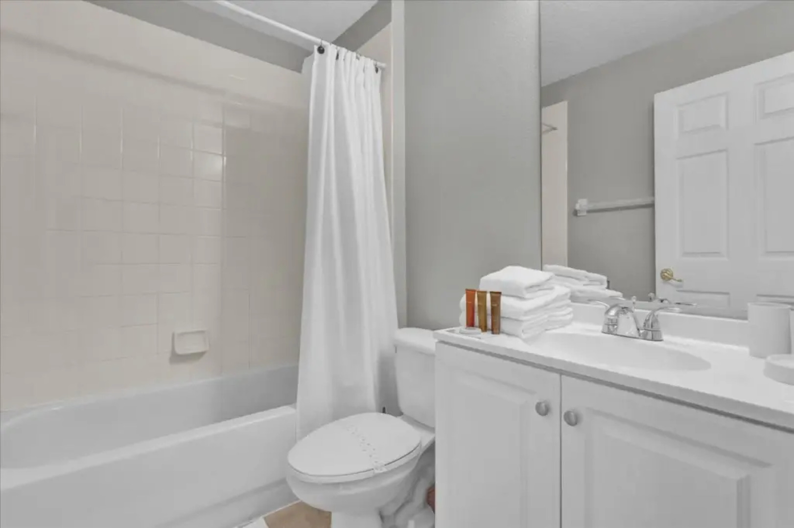 3 Bedrooms / 2 Bathrooms / Cumbrian Lakes (4695 CL), Kissimmee, US