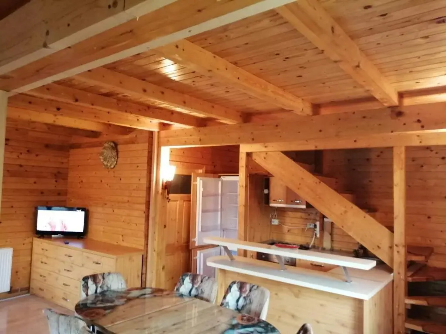 Cabana de lemn Mioveni