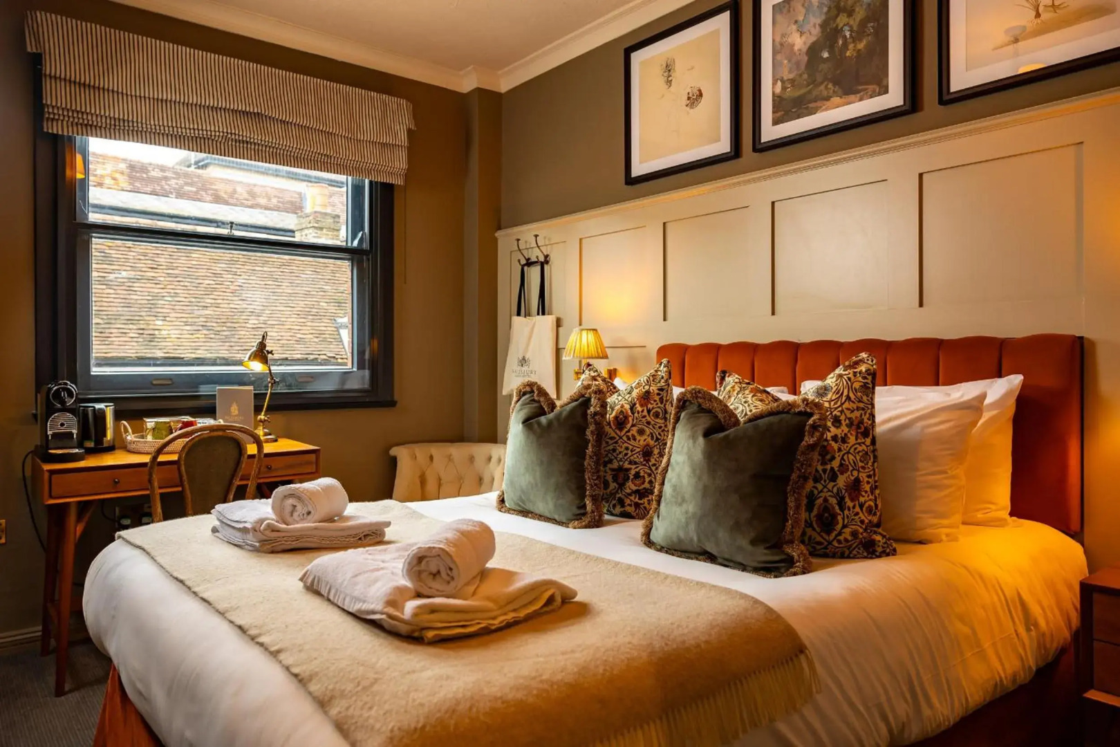 Salisbury Arms Hotel