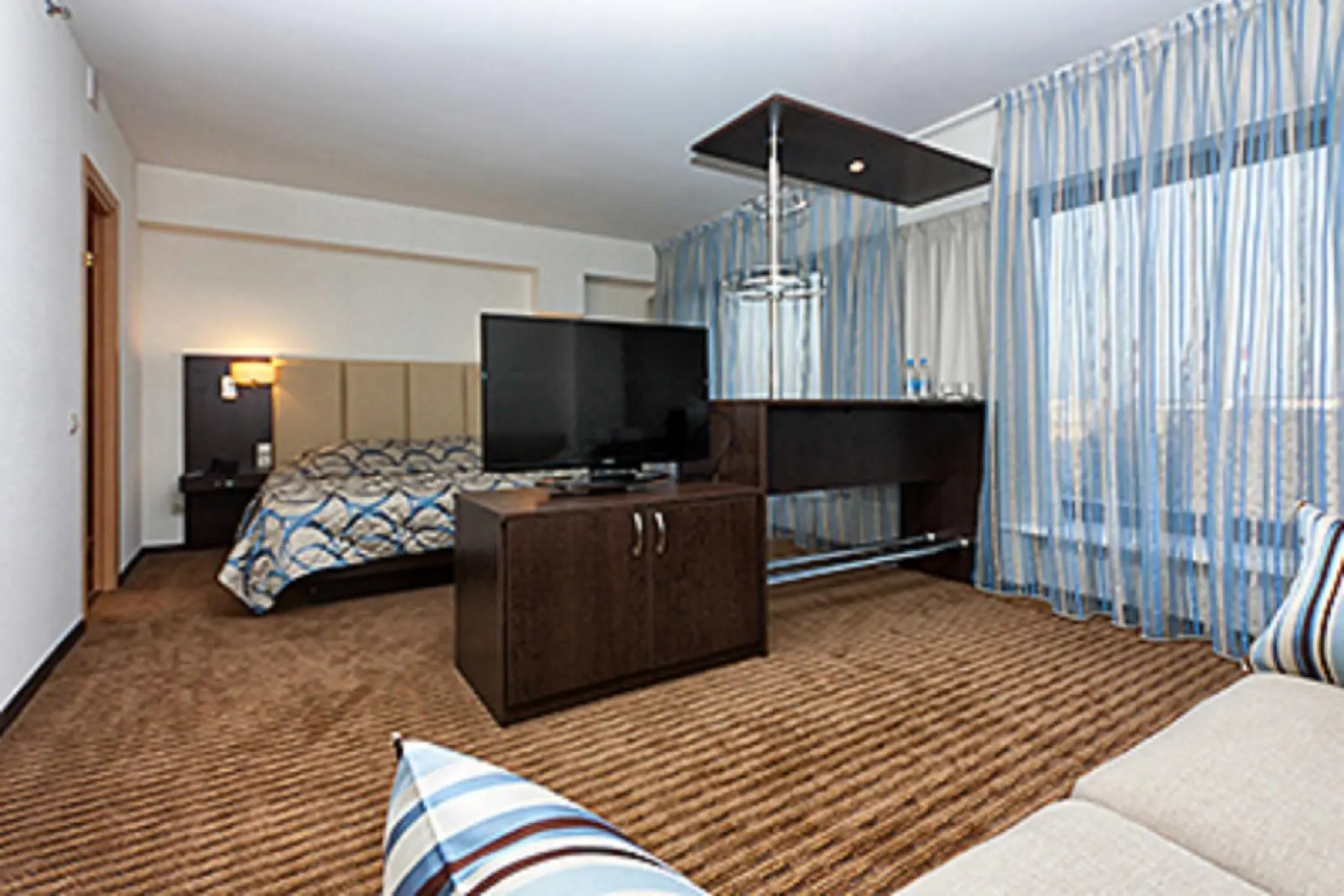 Отель Спутник