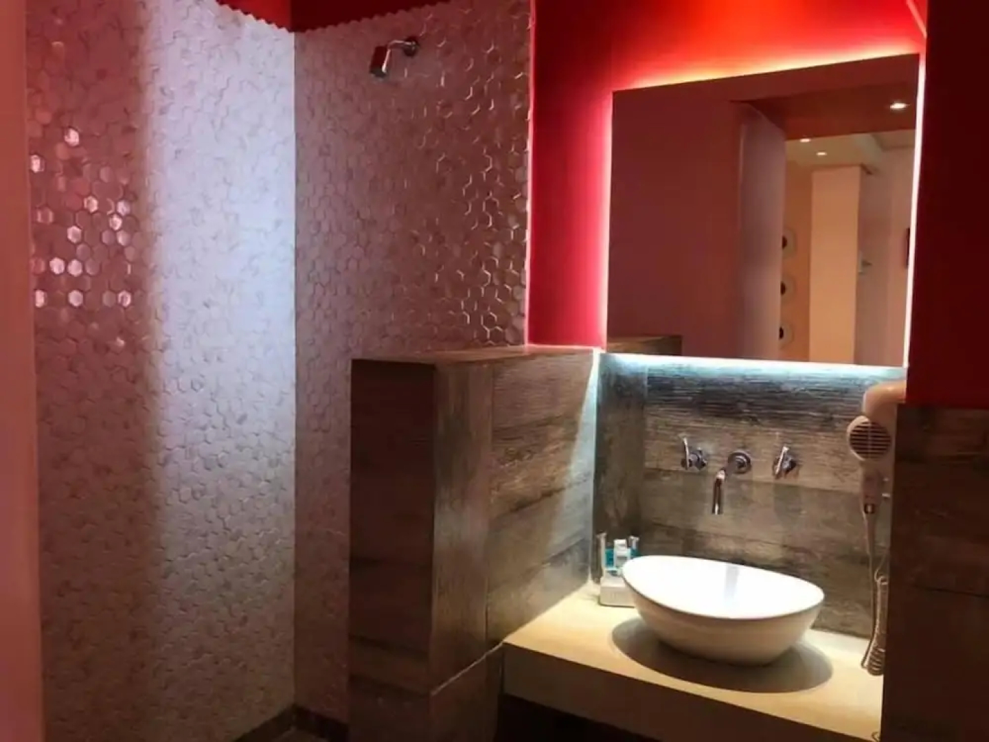 Uman Hotel (Motel)