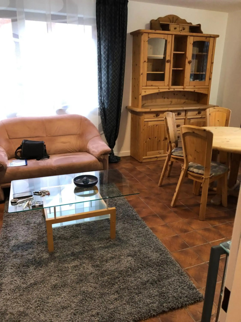 1 Zimmer Appartment, OG rechts, 108 A