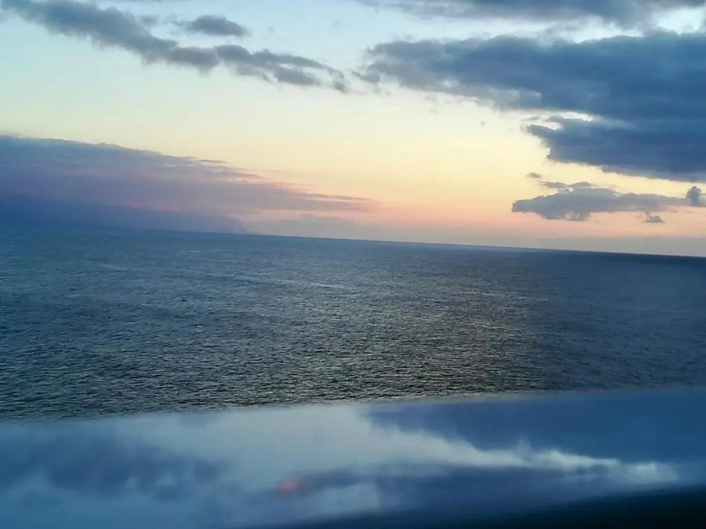 Apartment Inside the wave