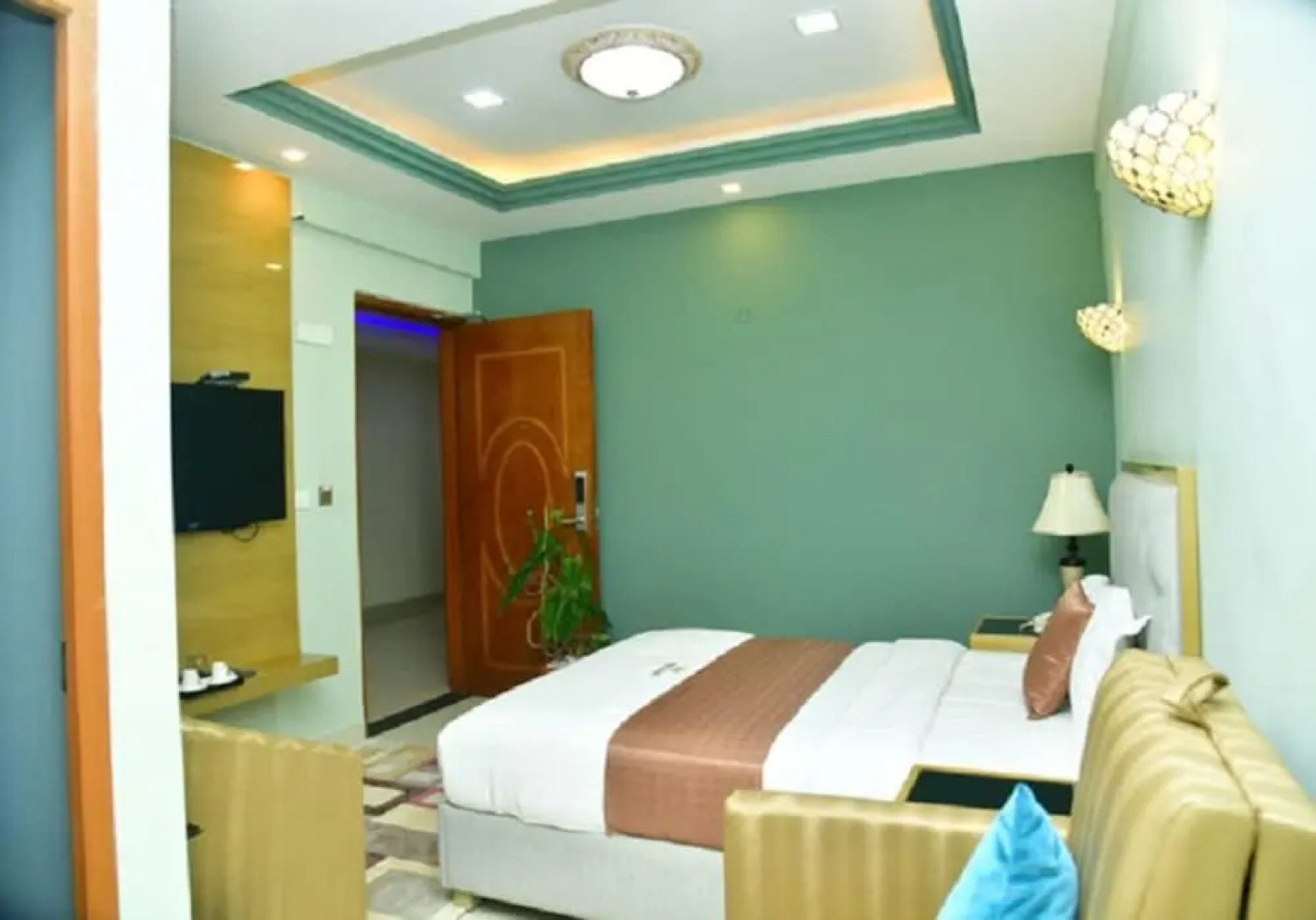 Treebo Trend Royal Palace Chikmagalur