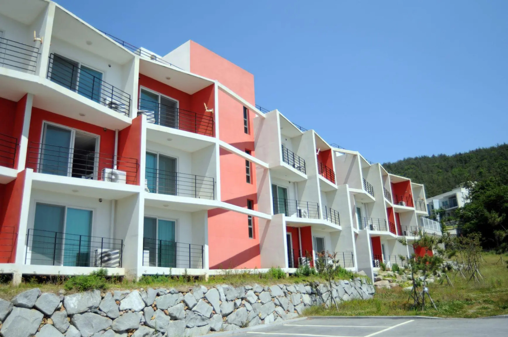 LUMIA Hotel & Resort