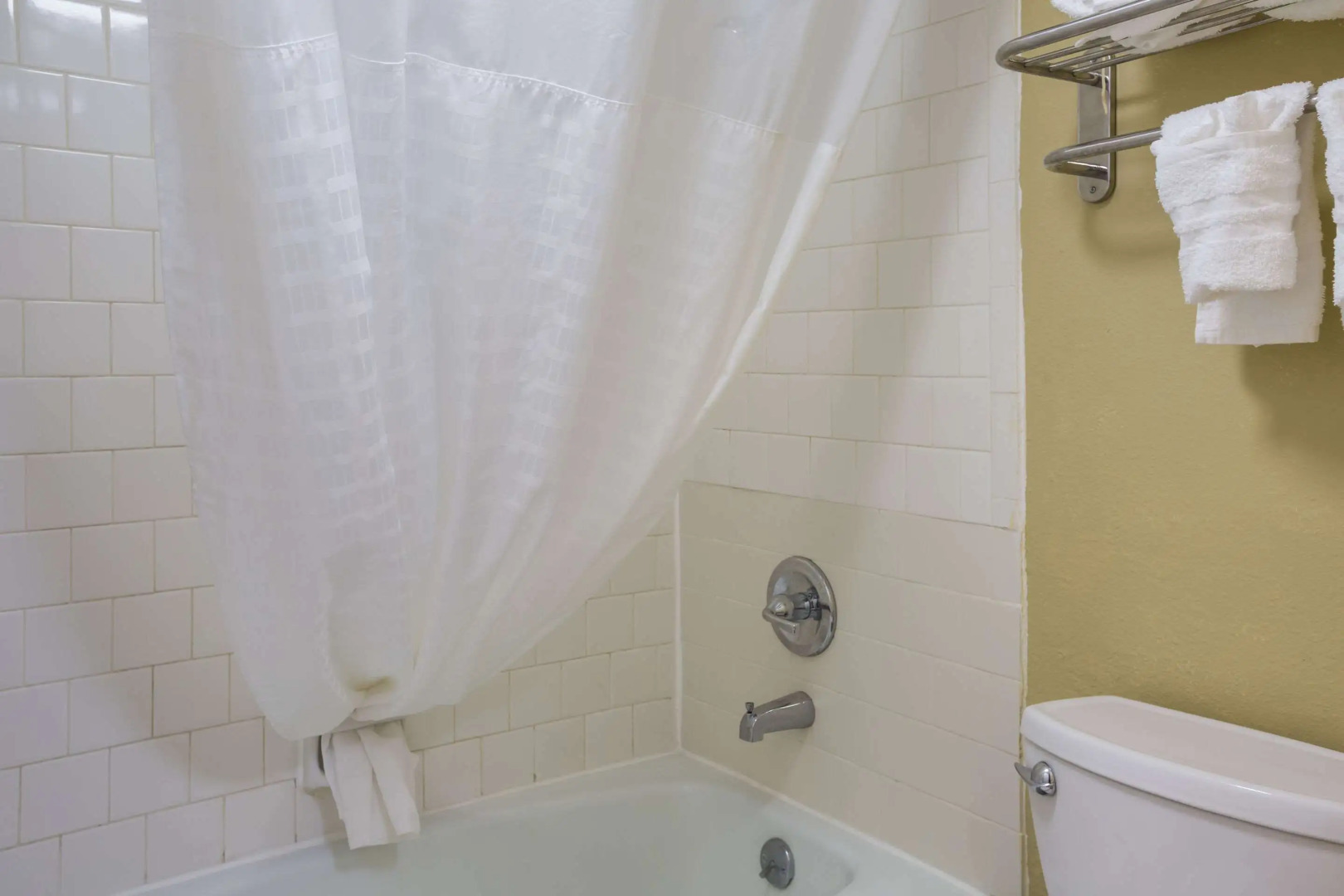 Econo Lodge Inn & Suites Hardeeville-I-95