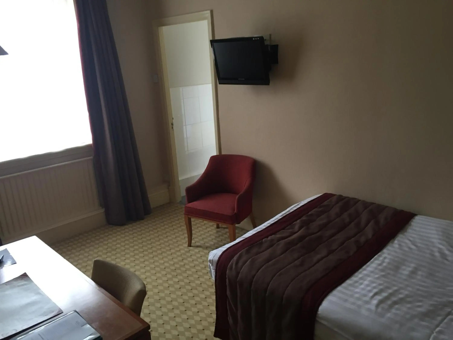 Crown and Mitre Hotel