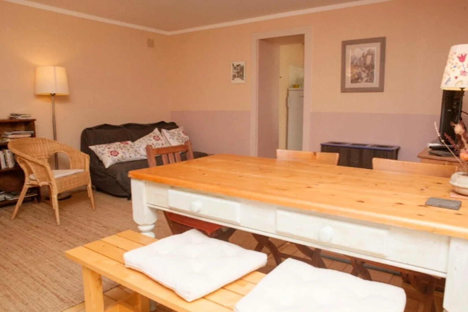 House With 3 Bedrooms in Cordes-sur-ciel, With Wonderful City View, Enclosed Garden and Wifi