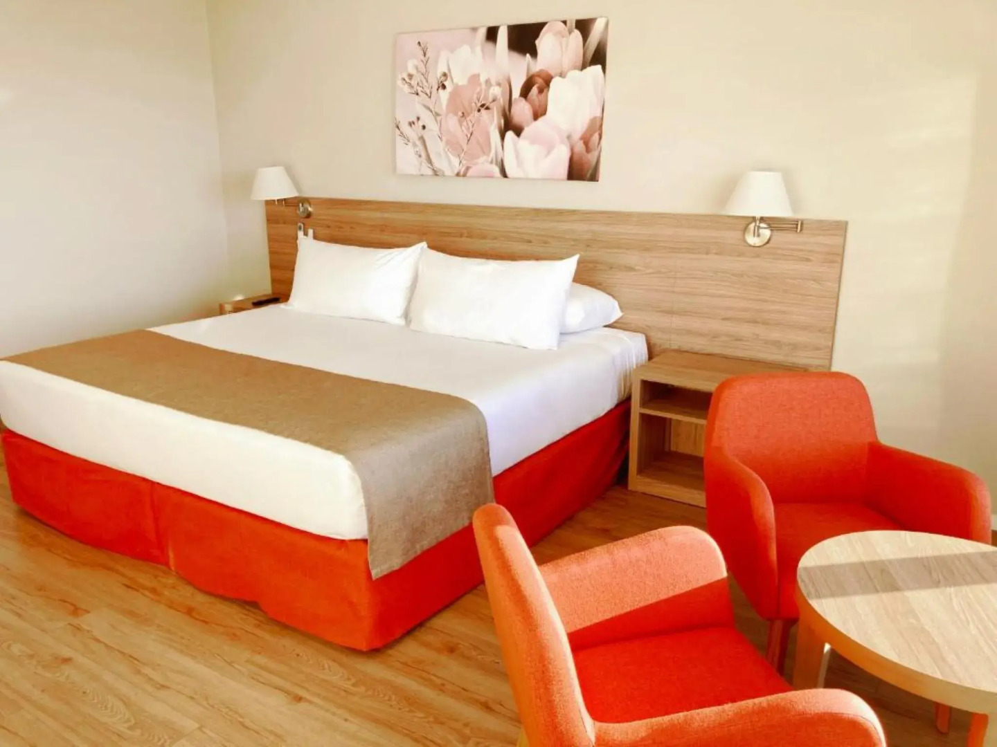 Xelena Hotel & Suites