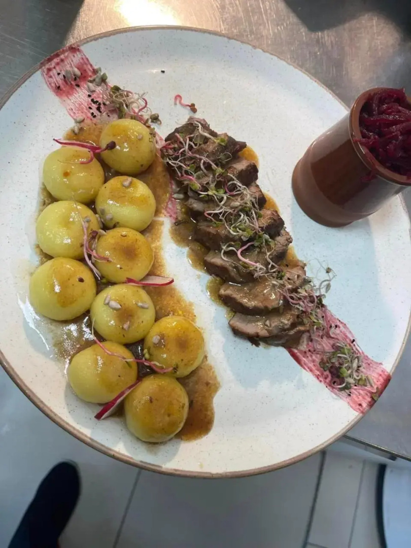 Restauracja i Pokoje Alba