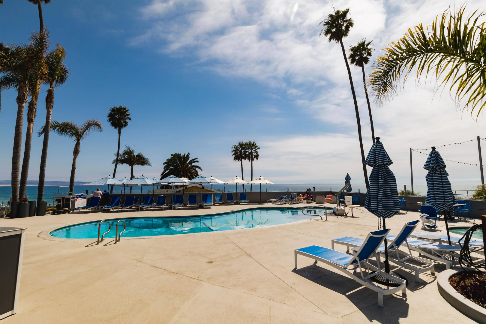 SeaCrest OceanFront Hotel