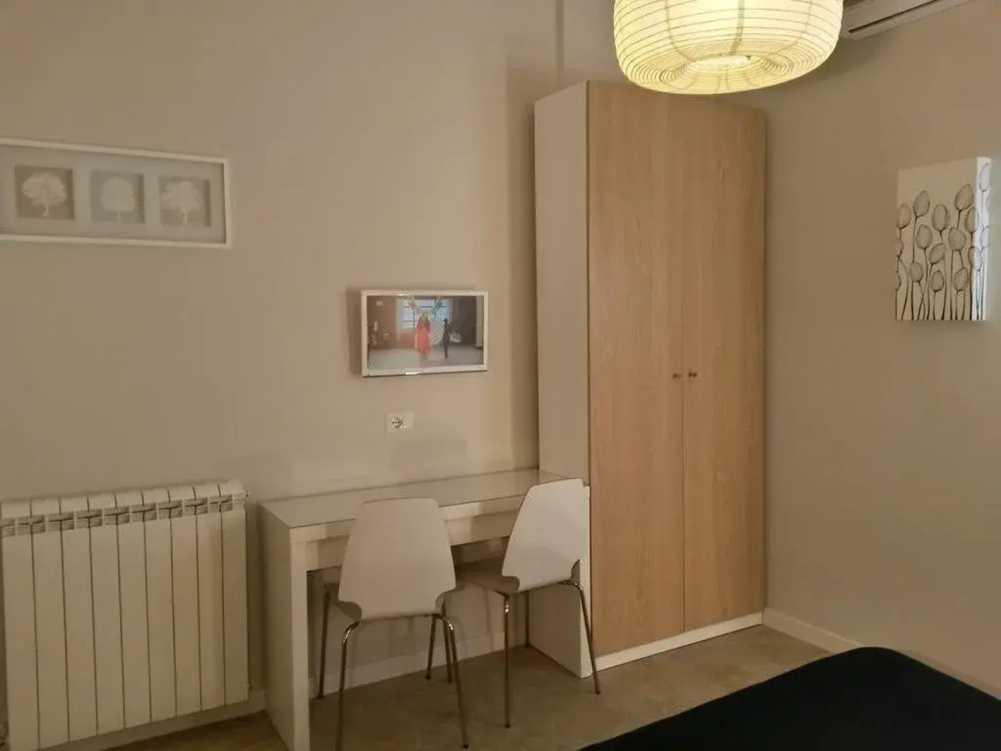 Bed & Breakfast 3Under